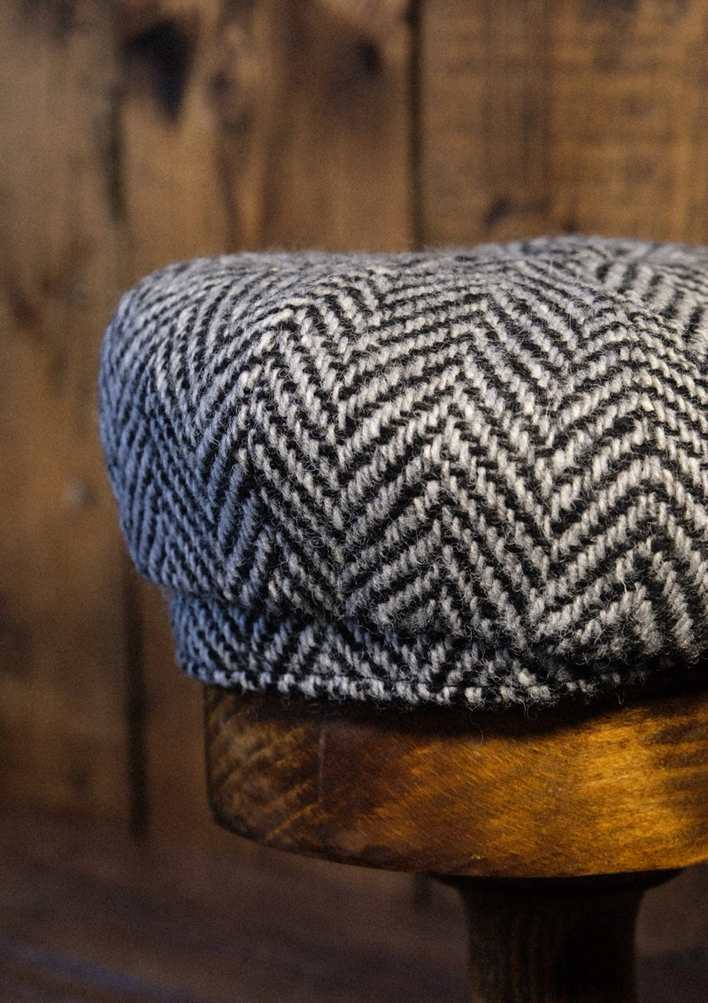 Newman Baker Boy - (Mid-Width) White & Black Herringbone