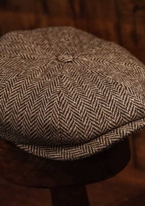 Ridgmount Baker Boy - (Narrow Width) Cream & Cocoa Herringbone Donegal Tweed